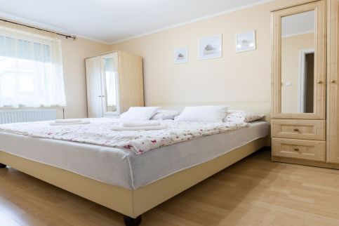 Márta Apartman1