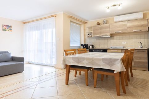Márta Apartman3