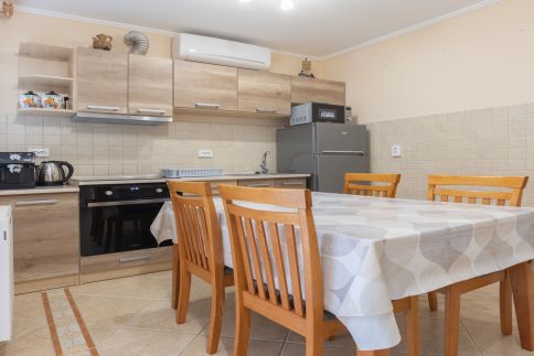 Márta Apartman