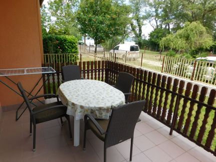 Balatonpart-lak Apartman Balatonfenyves3