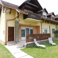 Balatonpart-lak Apartman Balatonfenyves