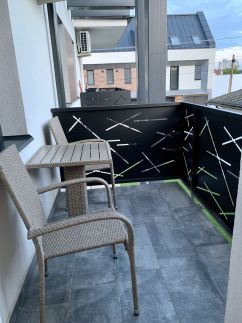 Lara Lux Apartment 25