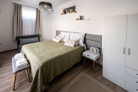 Belvárosi Farkas Apartman****