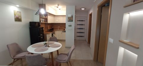 Riella Home Apartman11