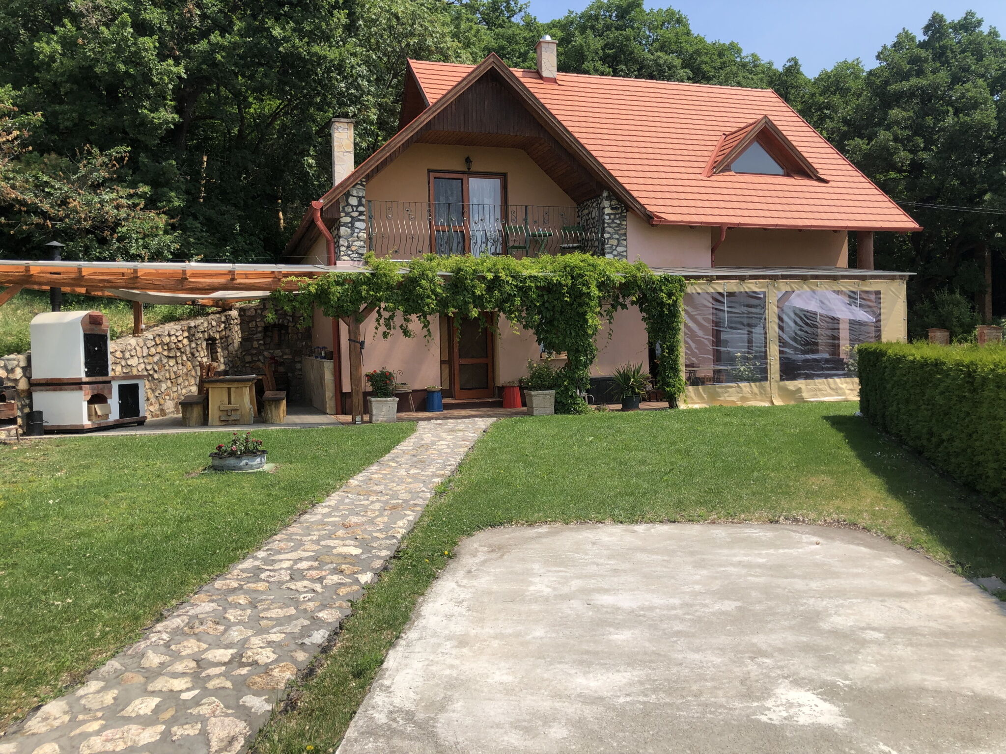 Napsugár Birtok – Csákberény