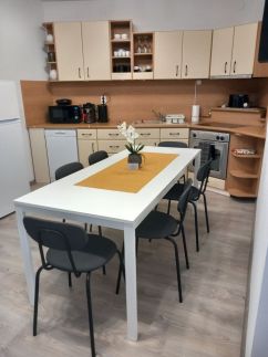 Sunshine Resort Apartment16
