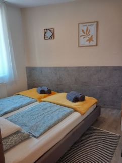 Sunshine Resort Apartment12
