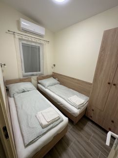 Tóparti Kiskacsa Apartman21