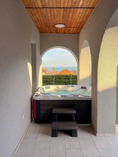 Aranyeső Apartmanházak No.164