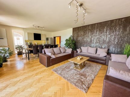 Aranyeső Apartmanházak No.145