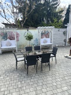 Villa Rose Garden Panzió15