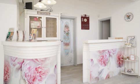 Villa Rose Garden Panzió54