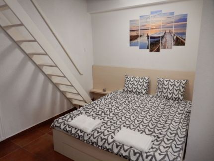 Rooms On The Beach2