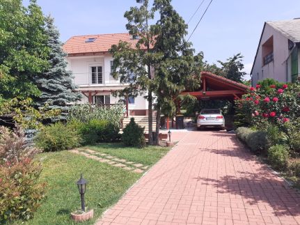 Beach Time Villa