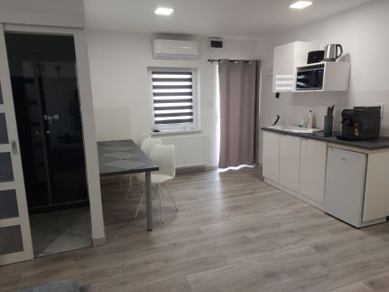 Belvárosi apartmanház 24