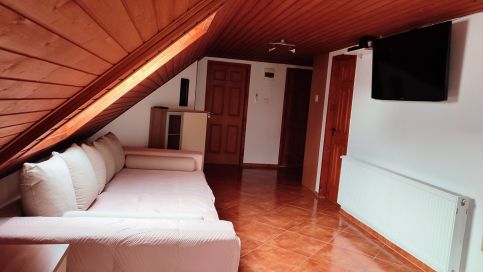 Kövirigó Apartman12