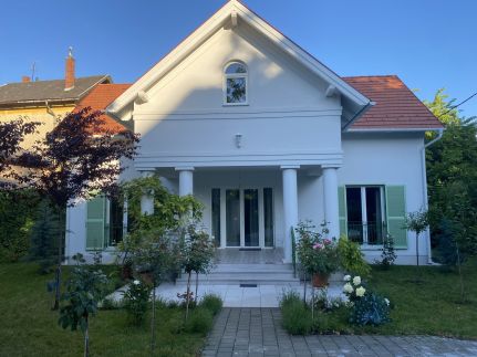 Villa Rosa Centre
