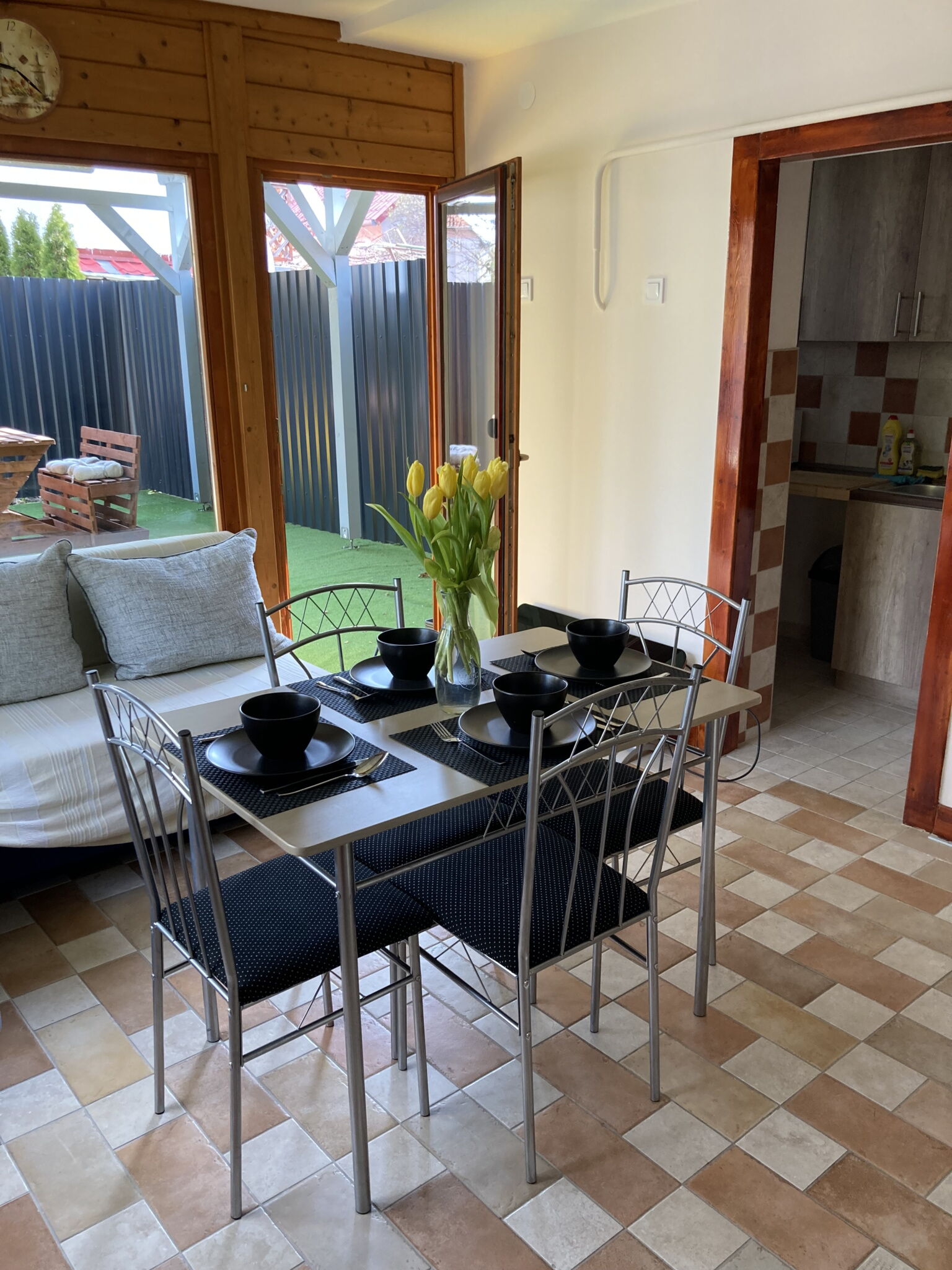 Bazsalikom Apartman – Mezőkövesd fotó 5