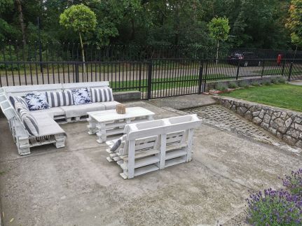 Family Garden Apartman3