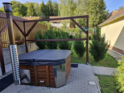 Relax Wellness Apartman48