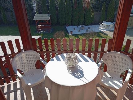 Luxor Apartmanház18