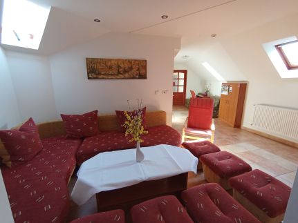 Luxor Apartmanház26