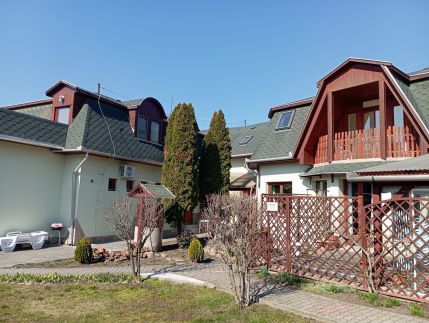 Luxor Apartmanház32