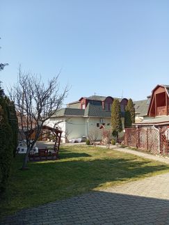 Luxor Apartmanház33