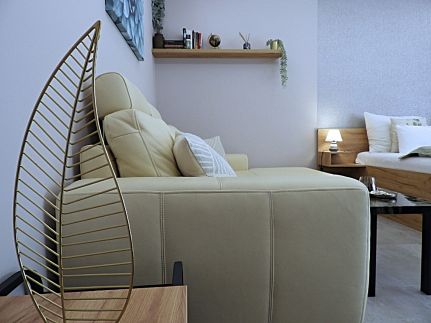 Alison Blu Apartman ****10