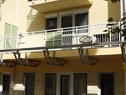 Alison Blu Apartman ****26