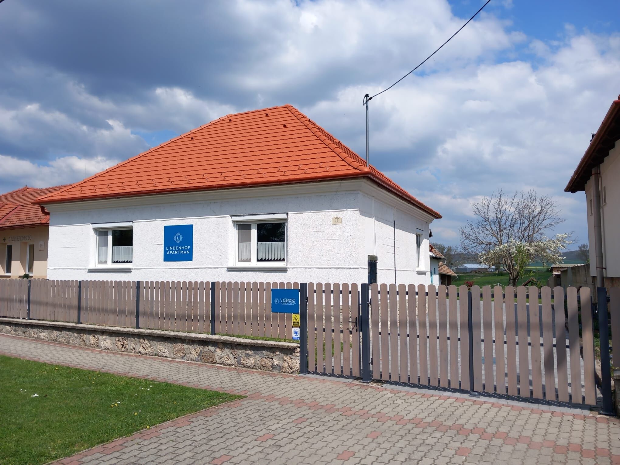 Lindenhof Apartman – Tarján