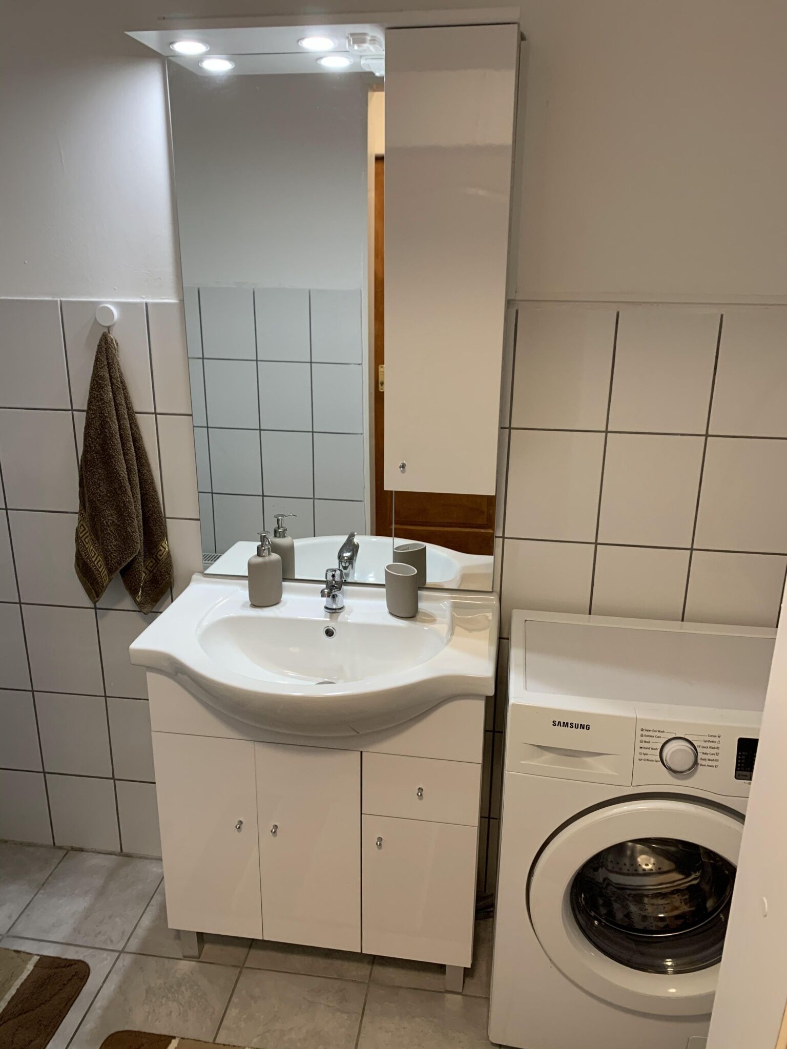 Várlak Apartman – Dinnyés fotó 9