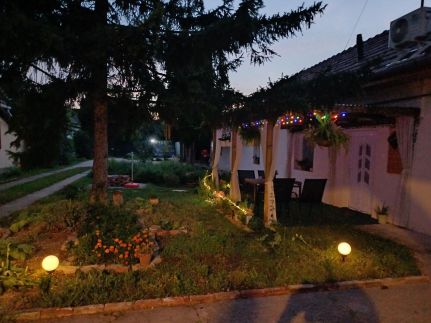 Százszorszép Vendégház37