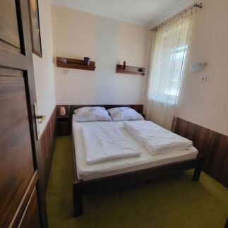 József Attila Lakás Apartman12