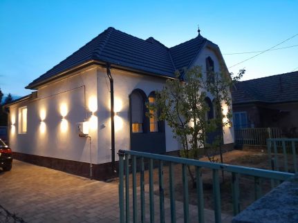 Olivér Apartmanház1