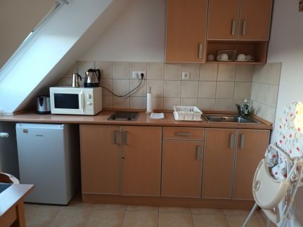 Fruzsina Gold Apartman8