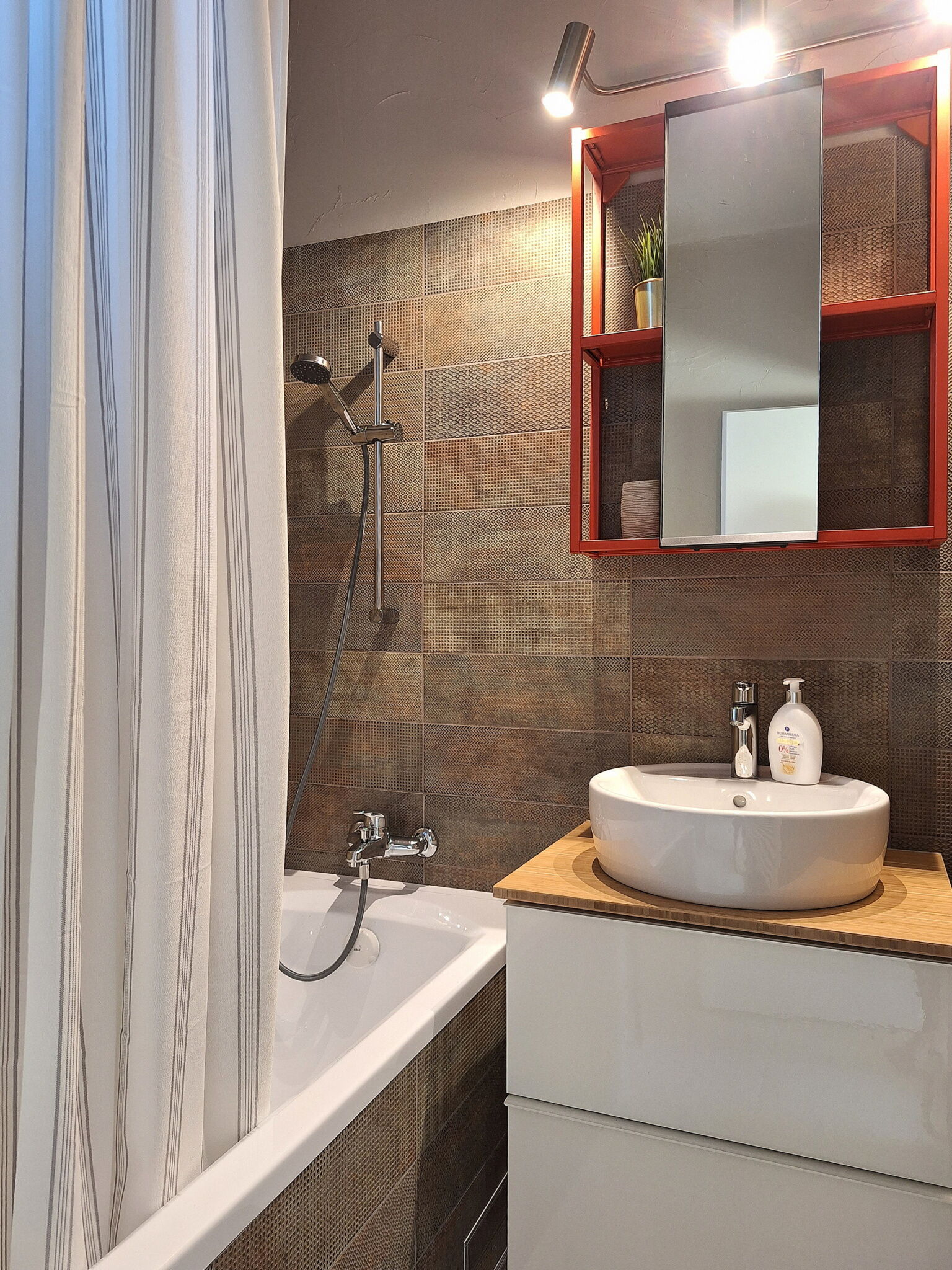 Kavics Apartman – Tata fotó 32