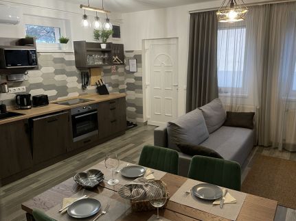 City Nest Apartman6