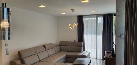 Almádi Luxus Apartman 26