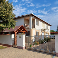 Elek Apartmanház