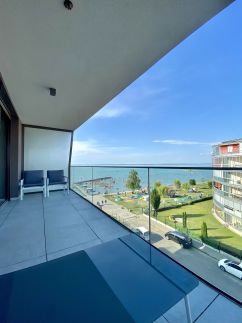 MF Coral 61 Luxury Apartment4
