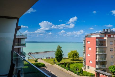 MF Coral 61 Luxury Apartment