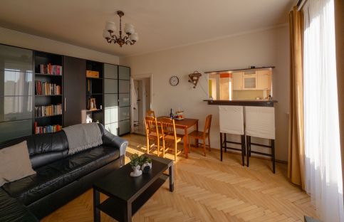 Loggia Apartman8