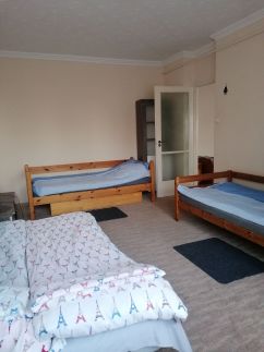 Állomás Apartman13