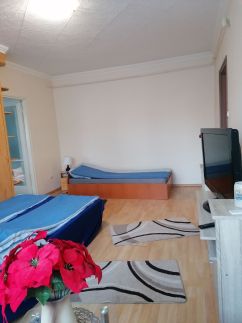 Állomás Apartman15