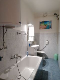 Állomás Apartman18