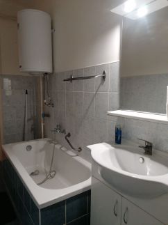 Állomás Apartman19