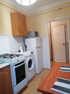 Állomás Apartman20