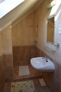 Aranypart 49 Apartman5