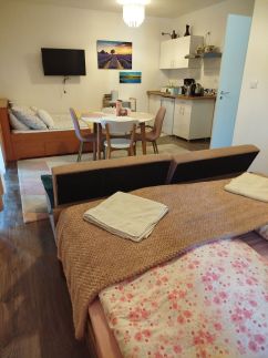 Edina Vendégház142